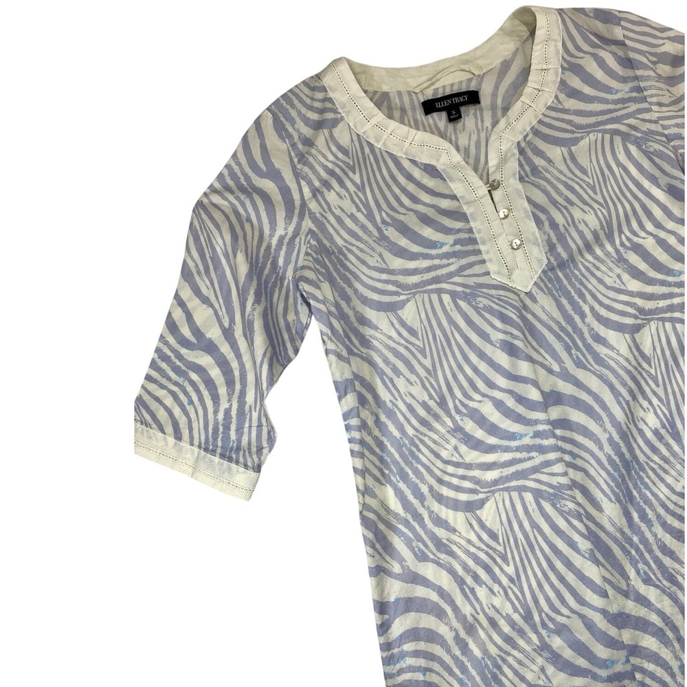 Ellen Tracy Tunic Women S Blue White Zebra Print 3/4 Sleeve Split Neck Lace Trim